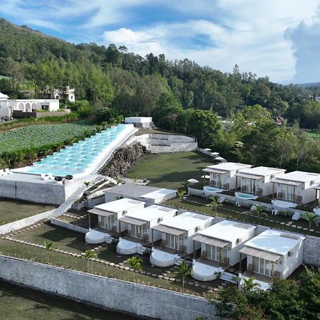 Cinze Villas And Hot Spring Kubupenlokan Esterno foto