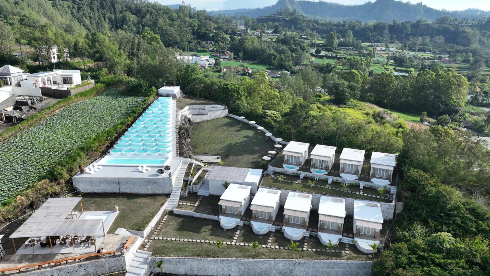 Cinze Villas And Hot Spring Kubupenlokan Esterno foto